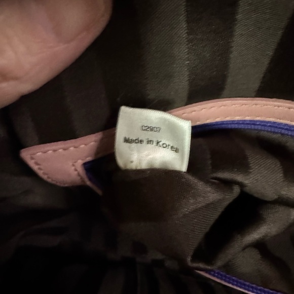 MCM Chic Pink Crocodile-Embossed  Bag - Picture 15 of 15